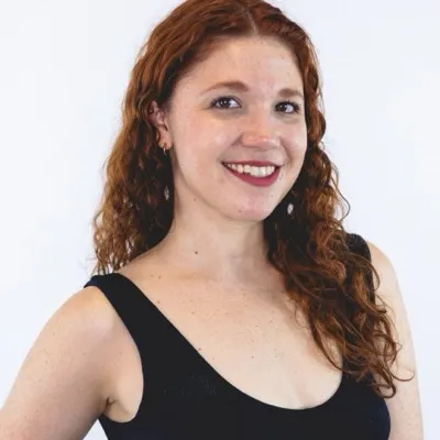 Estefanía Guzmán — Profesora