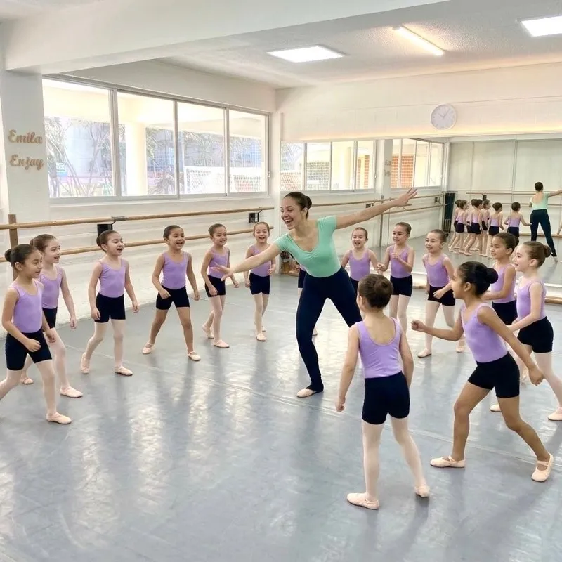 Clase de danza moderna